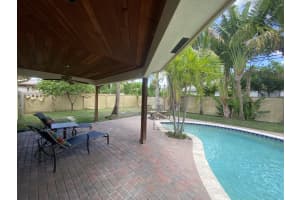365 NE 24th Street, Boca Raton, FL 33431 Sold 04/21/23