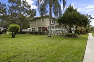 2476 SW Danbury Lane, Palm City, FL 34990 Sold 08/15/22