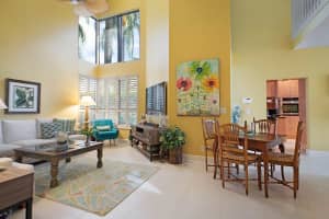 2025  La Porte Drive, Palm Beach Gardens, FL 33410 Sold 10/12/23