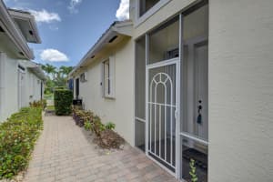 4657 SE Bridgetown Court, Stuart, FL 34997 Sold 07/20/22