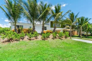 5308  Lake Osborne Drive, Lake Worth Beach, FL 33461 Sold 08/23/22