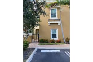 303  Lake Monterey Circle, Boynton Beach, FL 33426 Sold 08/19/22