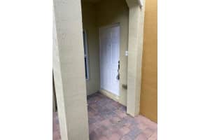 303  Lake Monterey Circle, Boynton Beach, FL 33426 Sold 08/19/22