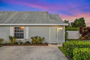 1614  Royal Forest Court, West Palm Beach, FL 33406 Sold 08/12/22
