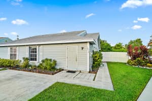 1614  Royal Forest Court, West Palm Beach, FL 33406 Sold 08/12/22