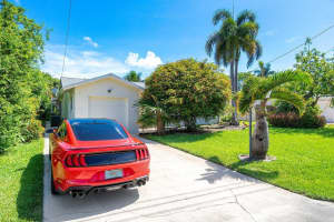 1004  Coral Court, Boynton Beach, FL 33426 Sold 01/12/23
