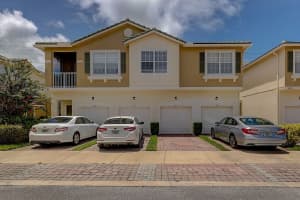 1561 SE Wilshire Place   201, Stuart, FL 34994 Sold 10/26/22