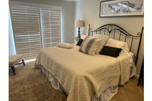 616  Executive Center Drive   206, West Palm Beach, FL 33401 Sold 08/26/22