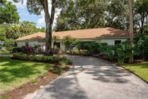 4324  2nd Square  SW, Vero Beach, FL 32968 Sold 08/30/22