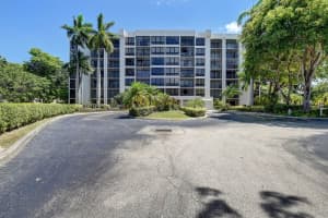 5951  Wellesley Park Drive   206, Boca Raton, FL 33433 Sold 01/23/23