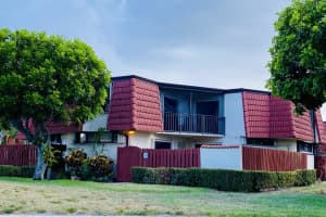 3752  Victoria Drive, West Palm Beach, FL 33406 Sold 10/06/22