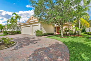 119  Palm Beach Plantation Boulevard, West Palm Beach, FL 33411 Sold 11/17/22