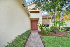 119  Palm Beach Plantation Boulevard, West Palm Beach, FL 33411 Sold 11/17/22