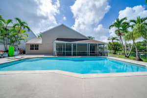 10791 SW 10th Place, Davie, FL 33324 Sold 11/18/22