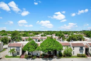 5262 NE 6th Avenue   H18, Oakland Park, FL 33334 Sold 10/07/22