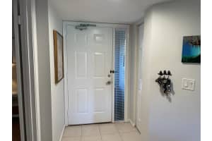 5631  Coach House Circle   B, Boca Raton, FL 33486 Sold 09/16/22