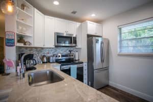 2929 SE Ocean Boulevard   106-6, Stuart, FL 34996 Sold 09/02/22