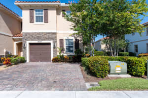 4323 Brewster Ln, West Palm Beach, FL 33417, Sold 08/15/22