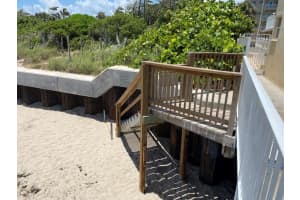 4501 S Ocean Boulevard   E1, South Palm Beach, FL 33480 Sold 08/22/22