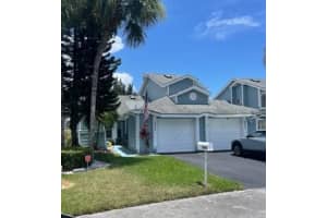 3843  Island Club Circle  E, Lake Worth Beach, FL 33462 Sold 09/27/22