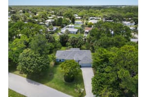 6205 SE Circle Street, Hobe Sound, FL 33455 Sold 10/14/22