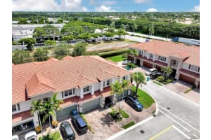 65  Lancaster Road, Boynton Beach, FL 33426 Sold 08/05/22