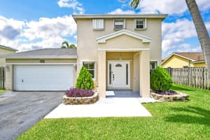 9509 NW 53rd Street, Sunrise, FL 33351 Sold 08/31/22