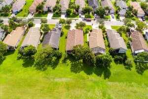 694 NW Stanford Lane, Port Saint Lucie, FL 34983 Sold 12/16/22