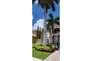 6813  Finamore Circle, Lake Worth Beach, FL 33467 Sold 09/09/22