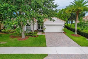 1521 SE Legacy Cove Circle, Stuart, FL 34997 Sold 09/08/22