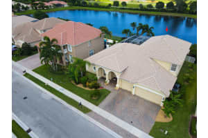 3876  Hamilton Key, West Palm Beach, FL 33411 Sold 10/11/22