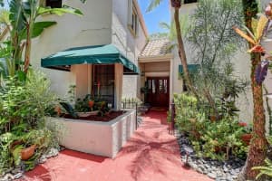 6566  Las Flores Drive, Boca Raton, FL 33433 Sold 10/28/22