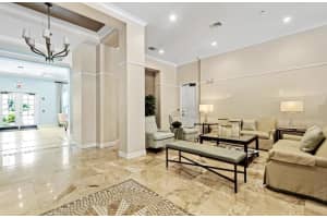 780 S Sapodilla Avenue    109, West Palm Beach, FL 33401 Sold 09/30/22