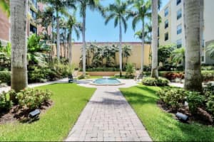 780 S Sapodilla Avenue    109, West Palm Beach, FL 33401 Sold 09/30/22