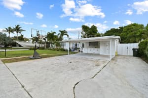 1441  Hillcrest Drive, Lake Worth Beach, FL 33461 Sold 08/17/22