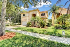 326  Gazetta Way, West Palm Beach, FL 33413 Sold 07/18/23