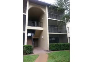 203  Foxtail Drive   H1, Green Acres, FL 33415 Sold 08/17/22