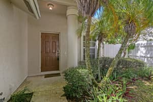 903 W Hawie Street, Jupiter, FL 33458 Sold 11/01/22