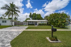 11673  Balsam Drive, Royal Palm Beach, FL 33411 Sold 08/29/22