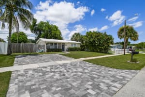 11673  Balsam Drive, Royal Palm Beach, FL 33411 Sold 08/29/22