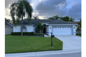 12941  Blue Lake Drive, Wellington, FL 33414 Sold 08/22/22