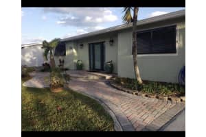 3910  Tuskegee Drive, Palm Beach, FL 33480 Sold 12/14/22