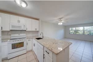 550 SE 2nd Avenue G27, Deerfield Beach, FL 33441 - MLS#R10817811
