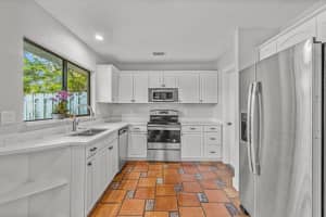 9739 Sunny Isle Cir, Boca Raton, FL 33428, Sold 10/03/22