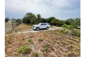 7305  41st Street, Vero Beach, FL 32966 Sold 10/21/24