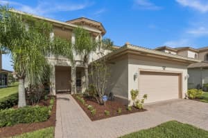 2024 SW Plainfield Drive  SW, Vero Beach, FL 32968 Sold 08/23/22