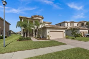2024 SW Plainfield Drive  SW, Vero Beach, FL 32968 Sold 08/23/22