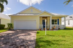 607 NE Canoe Park Circle, Port Saint Lucie, FL 34983 Sold 02/10/23
