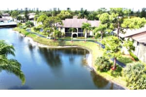 340  Pine Ridge Circle   C-1, Green Acres, FL 33463 Sold 09/19/22