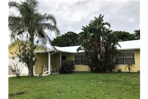 705 NE Vanda Terrado, Jensen Beach, FL 34957 Sold 09/19/22